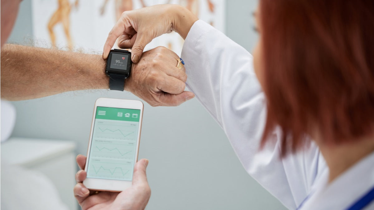 smartwatchphone senior